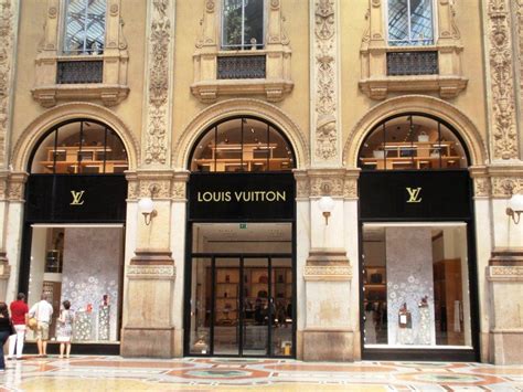 louis vuitton locarno|louis vuitton italy stores.